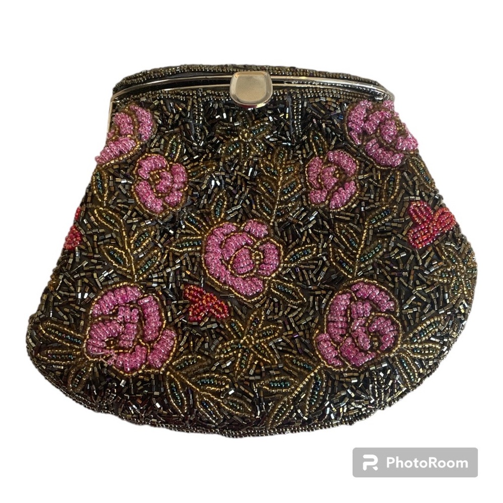 Hand Beaded Clutch w/Crossbody Chain